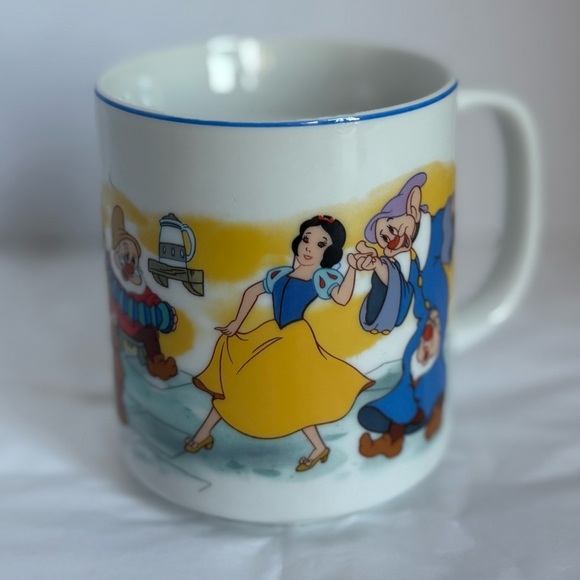 Disney Other - Vintage Disneyland Snow White & Seven Dwarfs Mug – Made in Japan